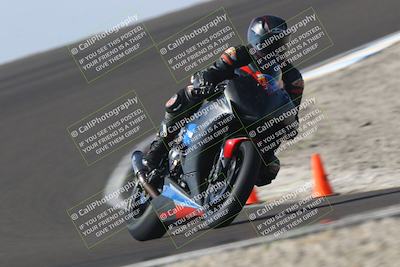 media/Nov-01-2025-TrackDaz (Sat) [[2b4d5192bc]]/A Group/12pm (Turn 2 (Outside)/